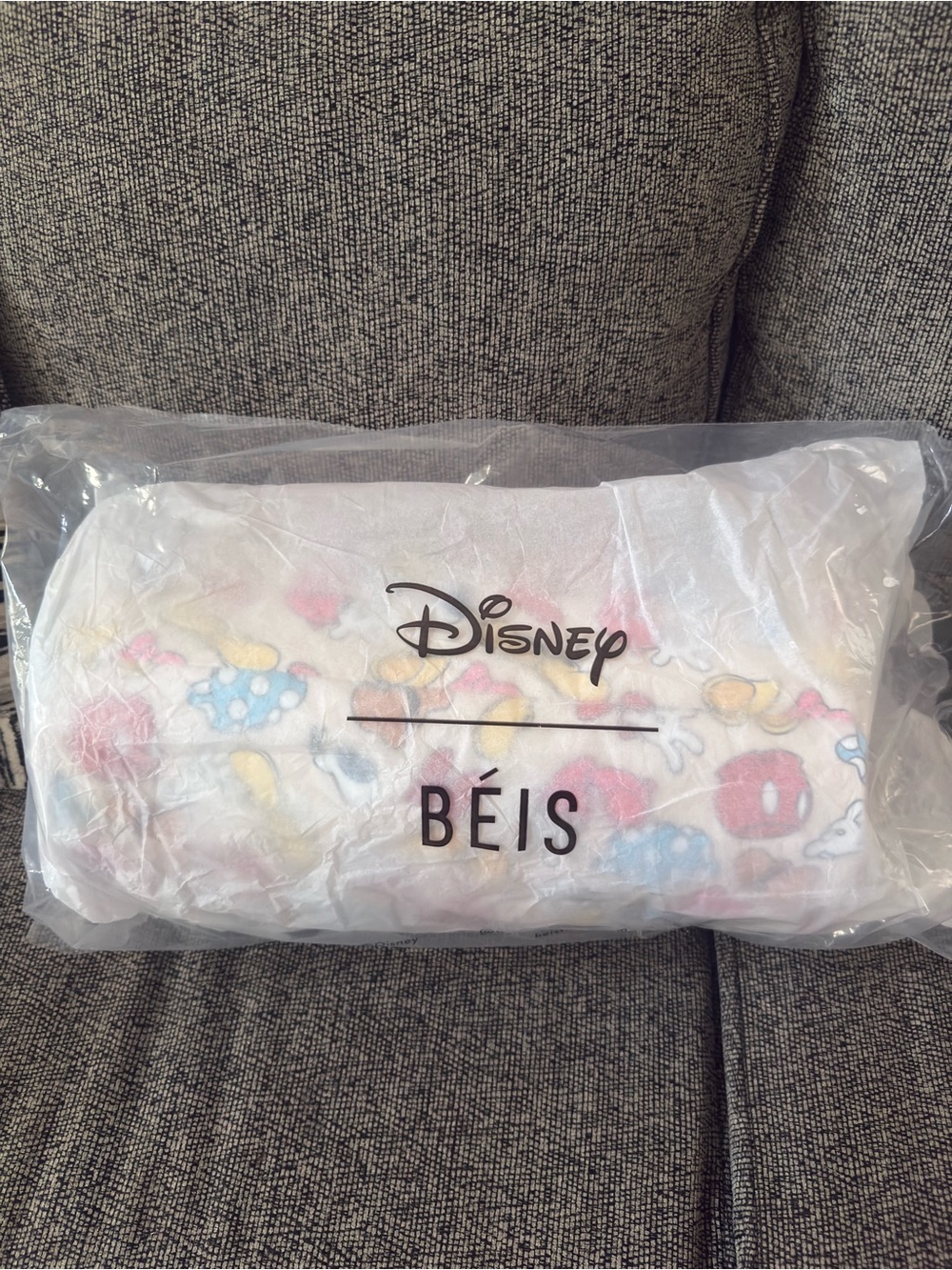 Beis The Disney Medium Duffle
in Mickey & Friends